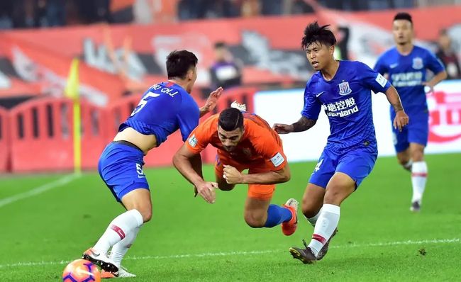 爱游戏-包含今夜上海申花调整名单以备CBA常规赛；更衣室发声环节打磨；信心回归；细节决定成败的词条